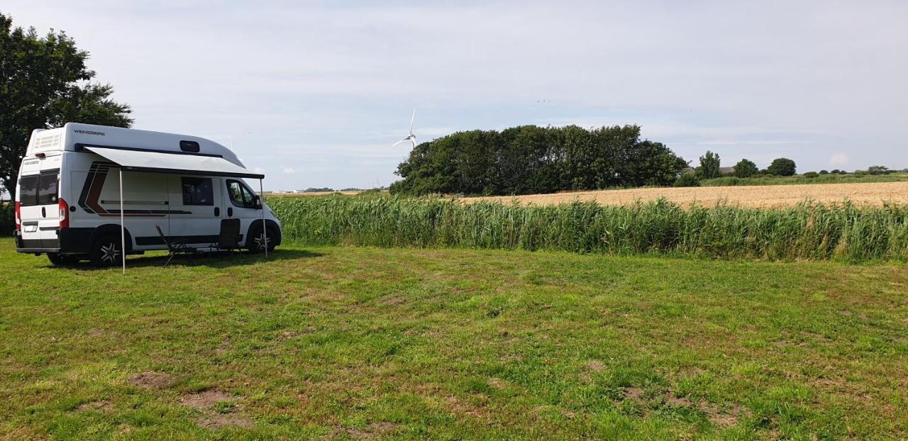 Wohnmobilstellplatz Hemenswarft An Der Nordsee - Meerblick Emmelsbull-Horsbull Exterior photo